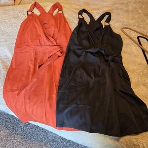 Black and Red Sleeveless Dresses